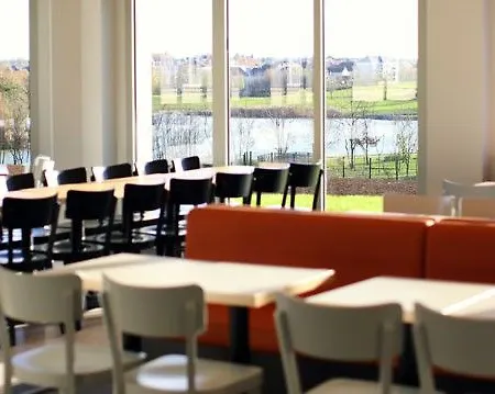 Pres De Disneyland Paris 2*