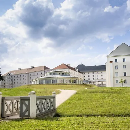 מלון Pres De Disneyland Paris