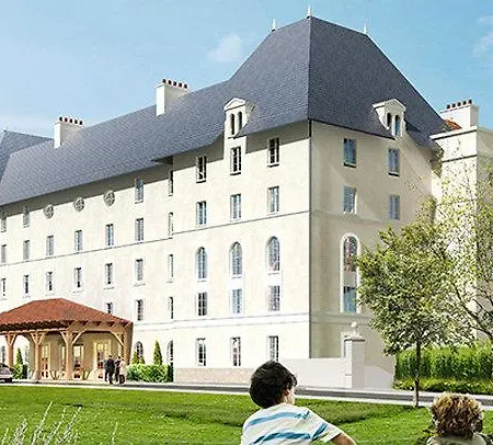 Pres De Disneyland Paris 2*