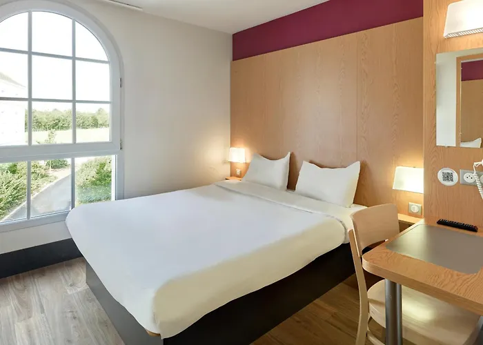 Pres De Disneyland Paris Hotel 2*
