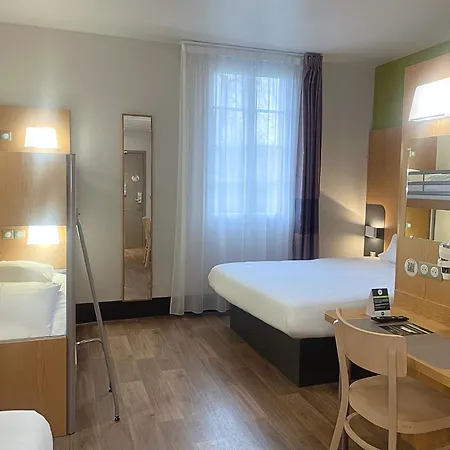 Hotell Pres De Disneyland Paris 2*
