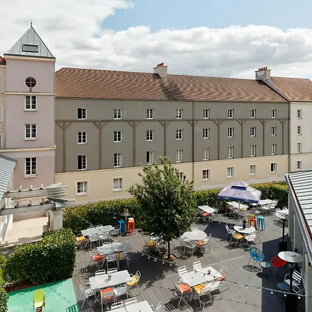Hotell Pres De Disneyland Paris 2*